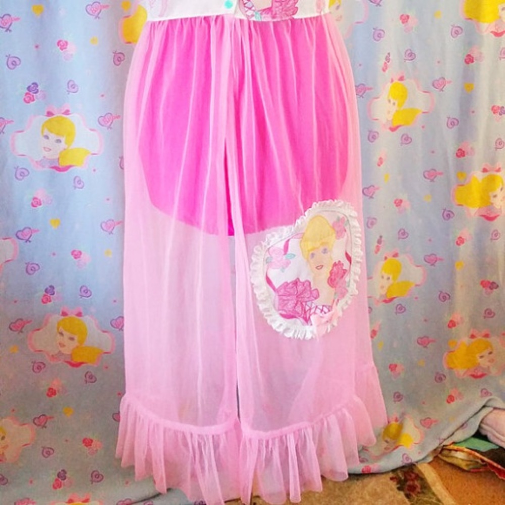 Barbie lingerie nighty gown - Picture 4 of 8